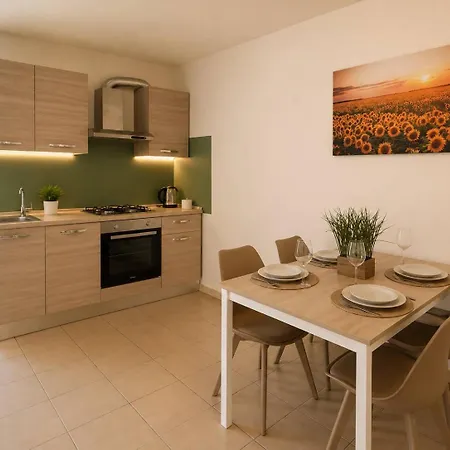 Dimora 96 Con Terrazza Privata Апартаменты